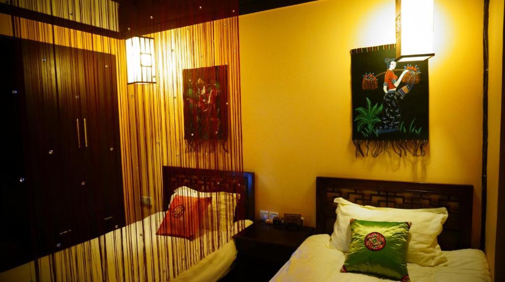Lijiang Wangjia Courtyard Inn Rom bilde
