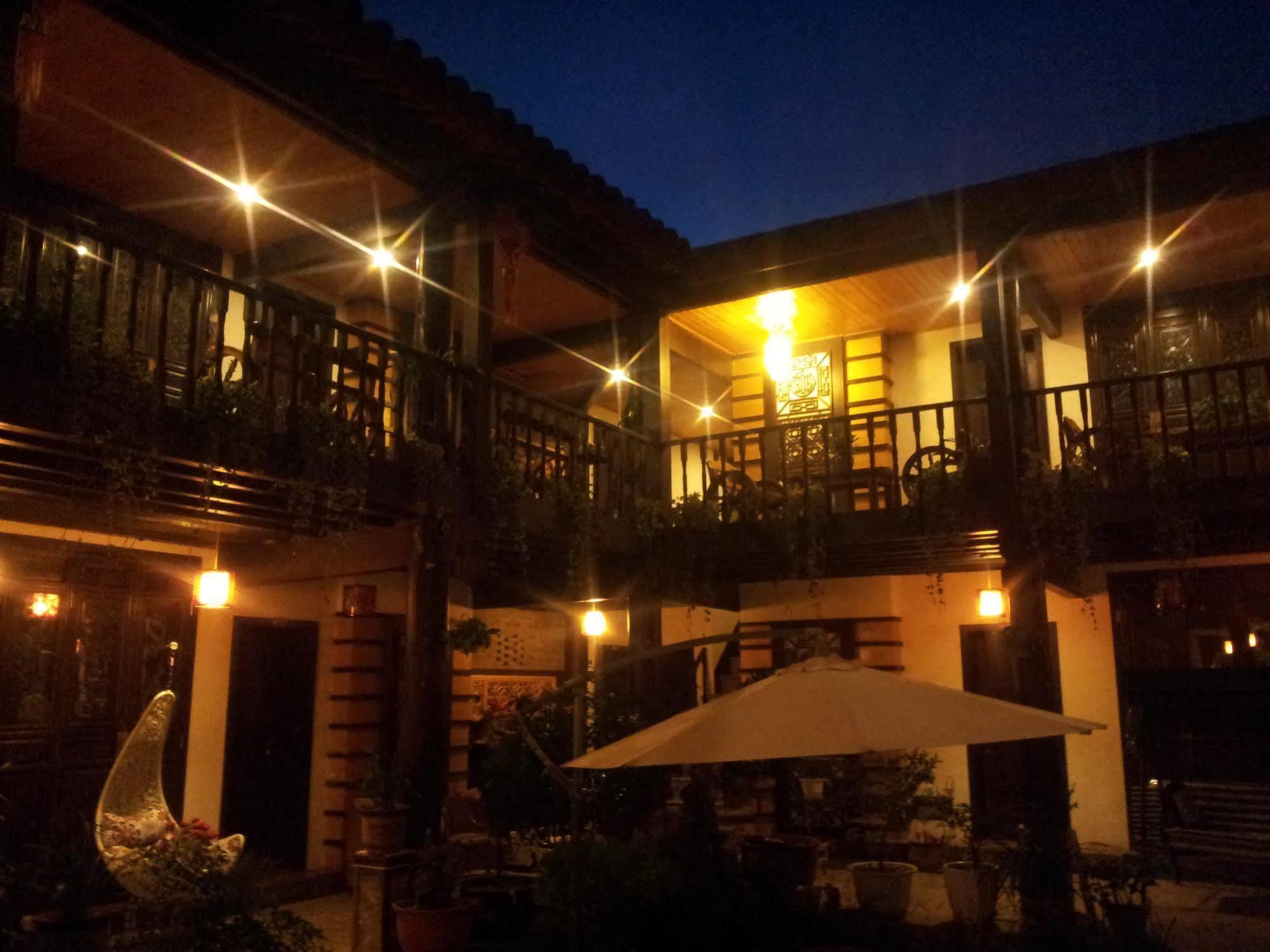 Lijiang Wangjia Courtyard Inn Eksteriør bilde